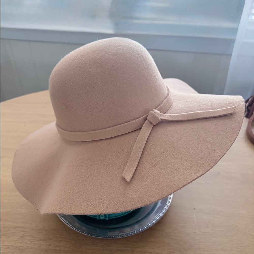 Soft Beige Women's Floppy Hat